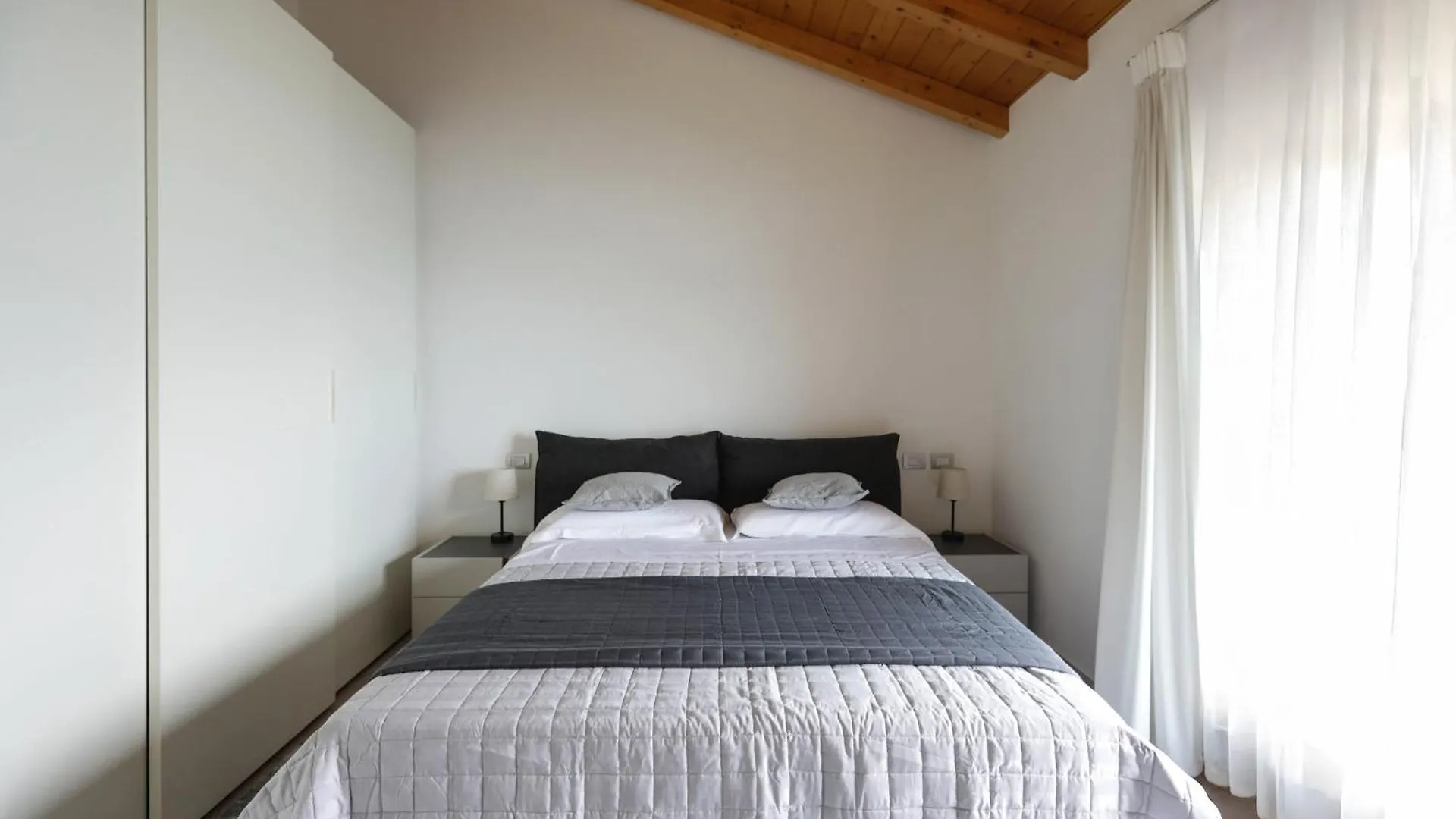 Serenity House 梅纳焦